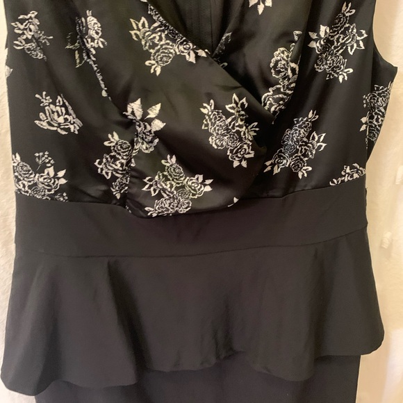 Torrid dress - Picture 3 of 12